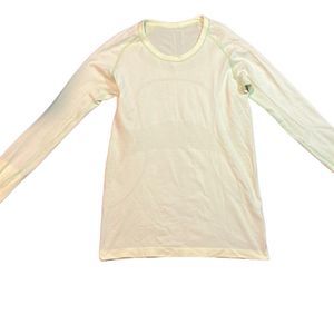 lululemon athletica Long Sleeve Lightweight Crew - Pale Yellow